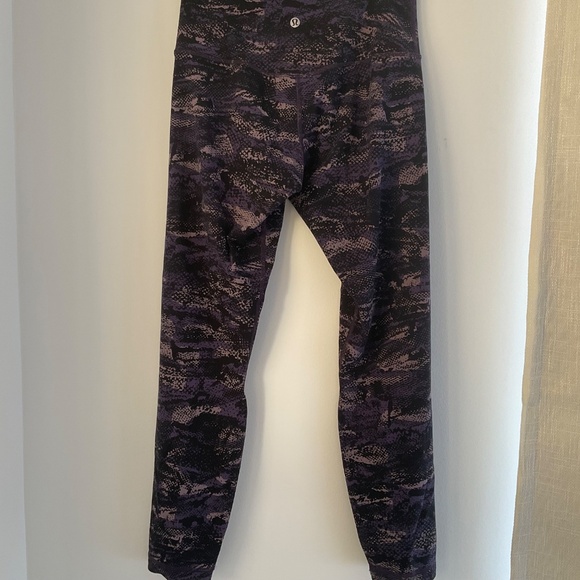 Lululemon Align Pant ll 25” Size 6 Rip Wave Purple Thunder Black 7/8 Legging - Picture 3 of 7